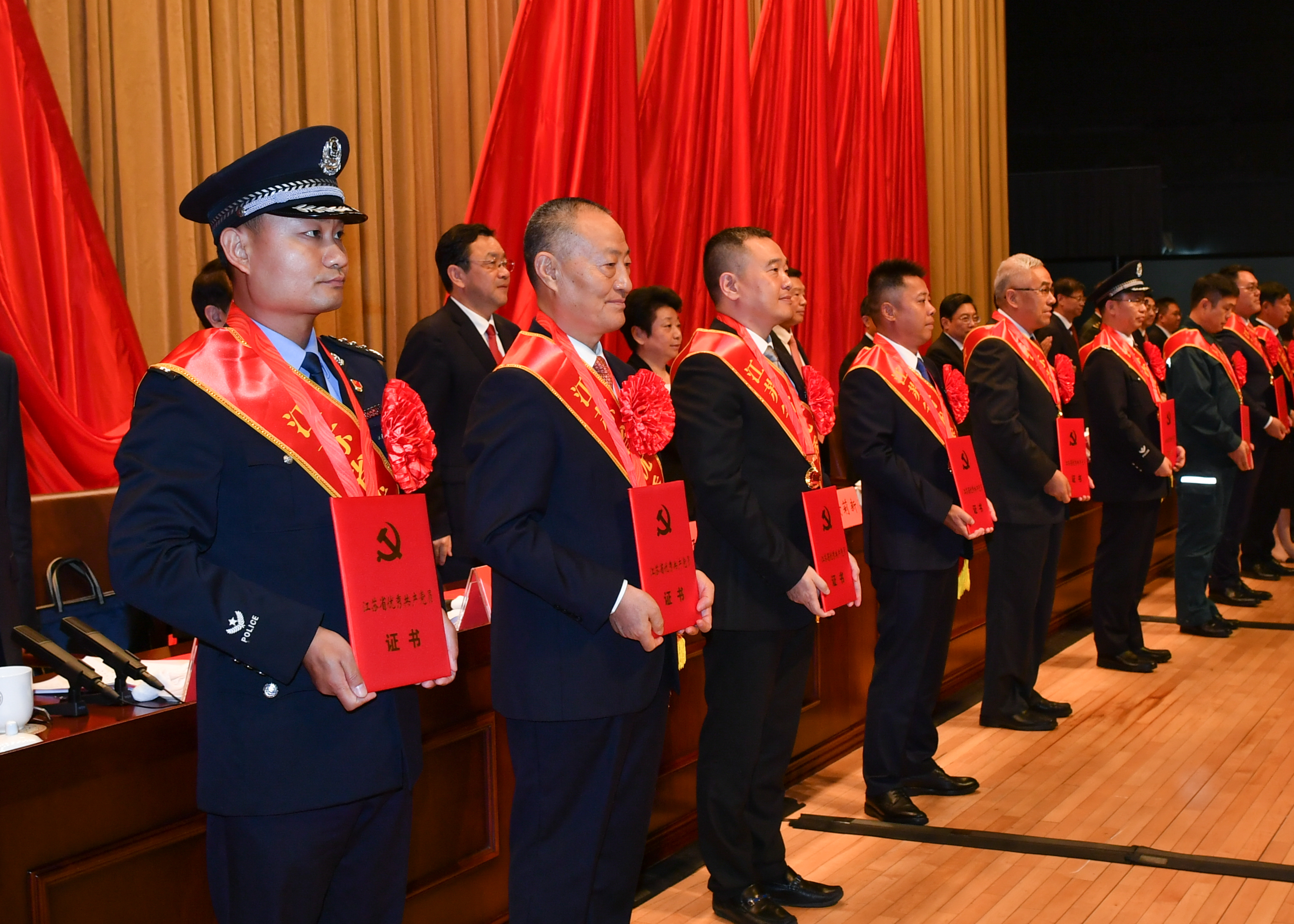 ΰ�¹���(victor1946)�ٷ���վ-Officials Website