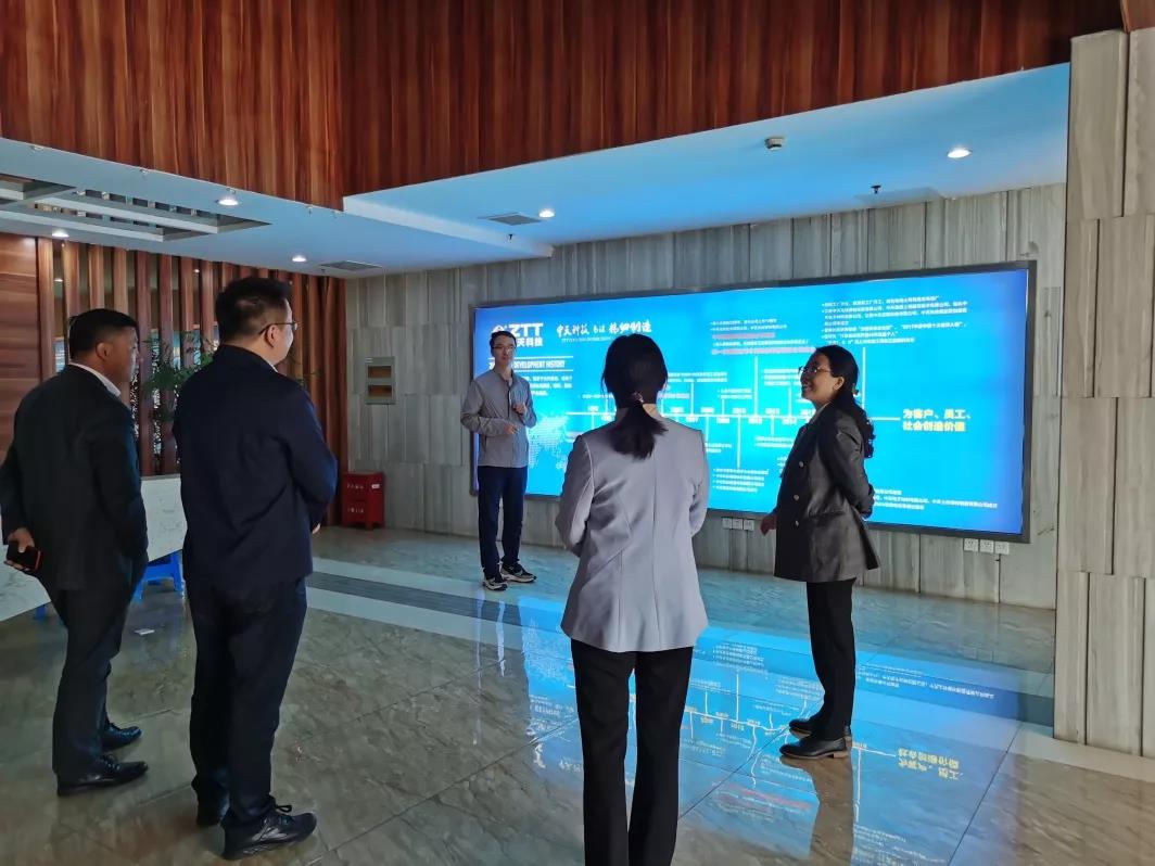 ΰ�¹���(victor1946)�ٷ���վ-Officials Website