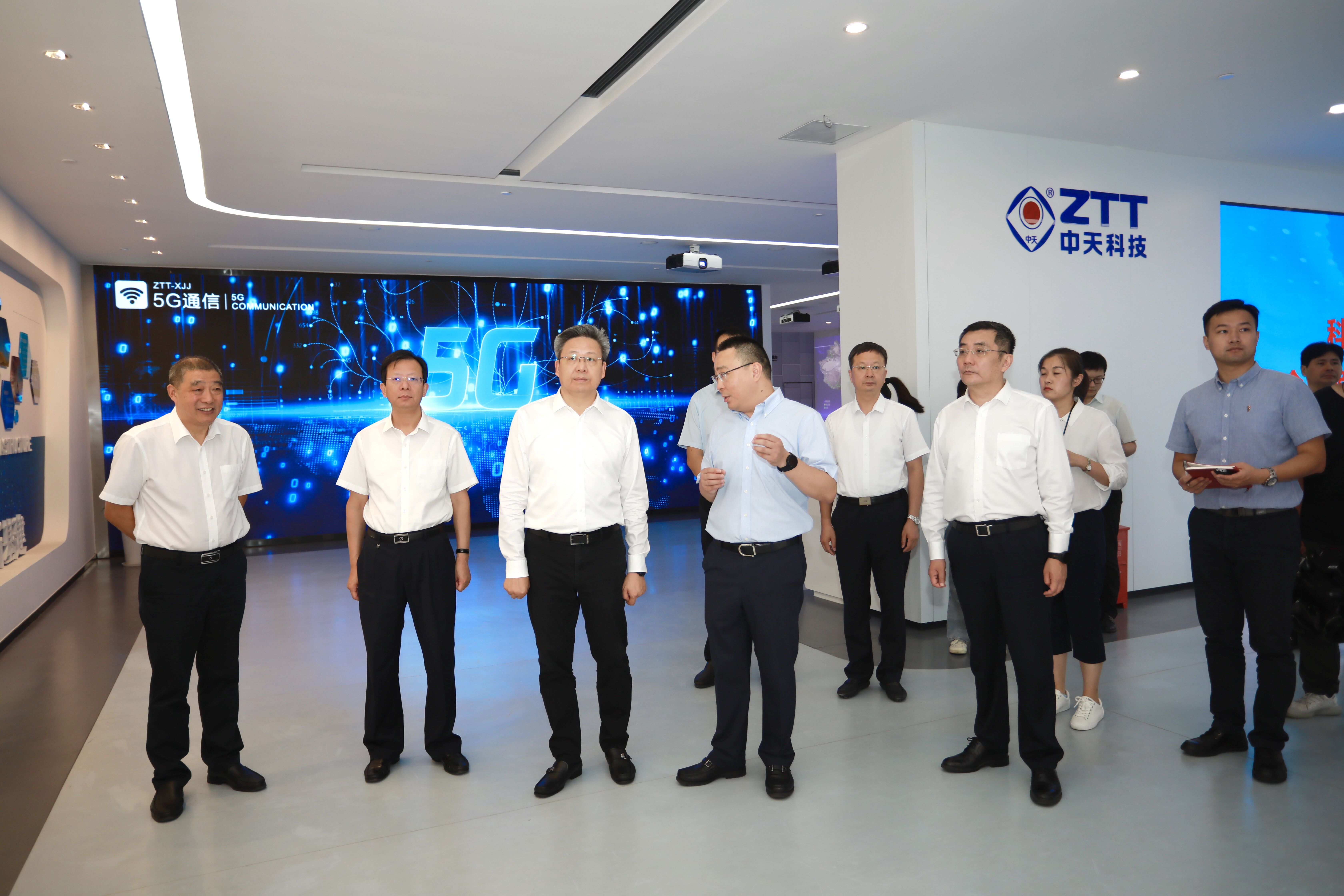 ΰ�¹���(victor1946)�ٷ���վ-Officials Website