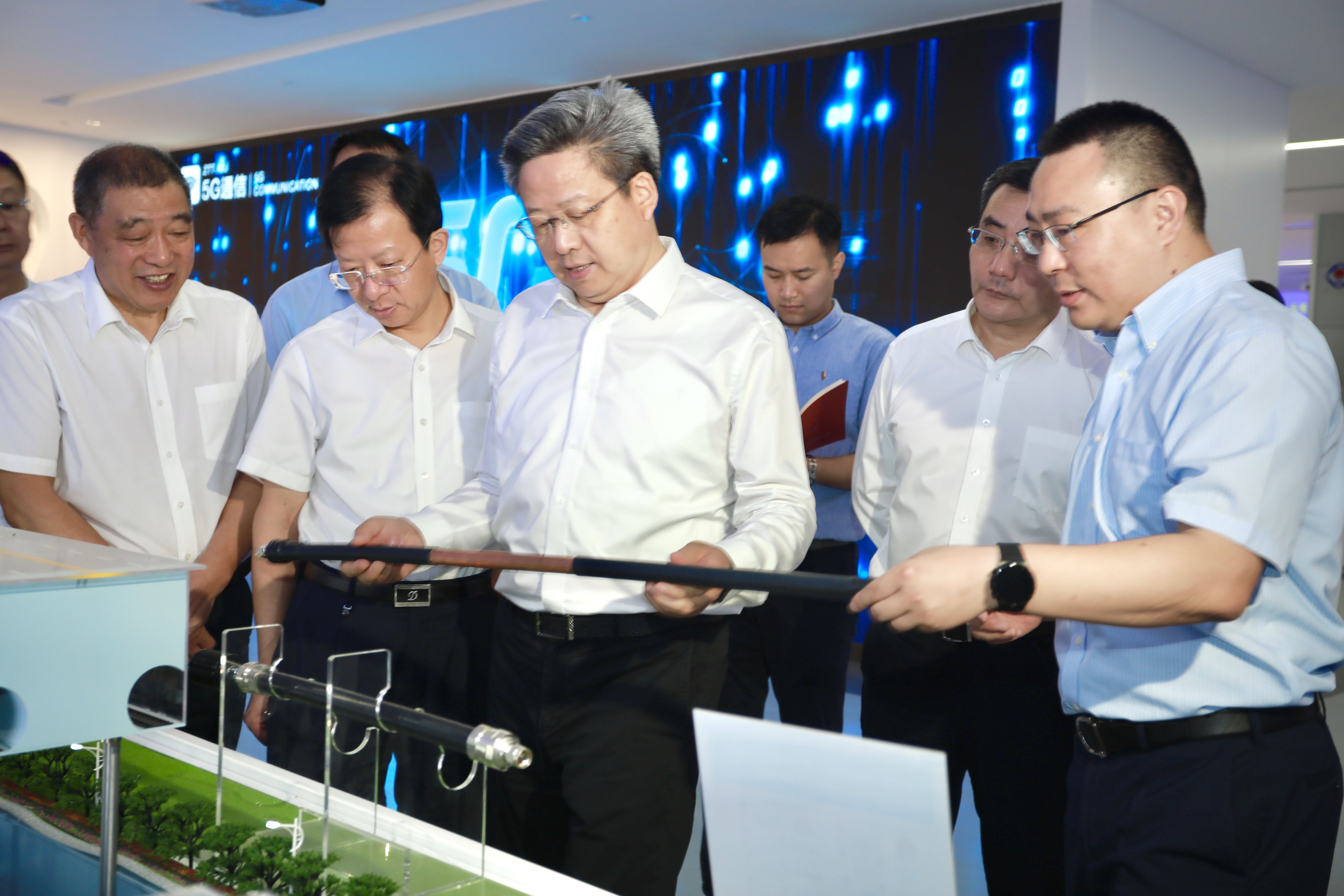 ΰ�¹���(victor1946)�ٷ���վ-Officials Website