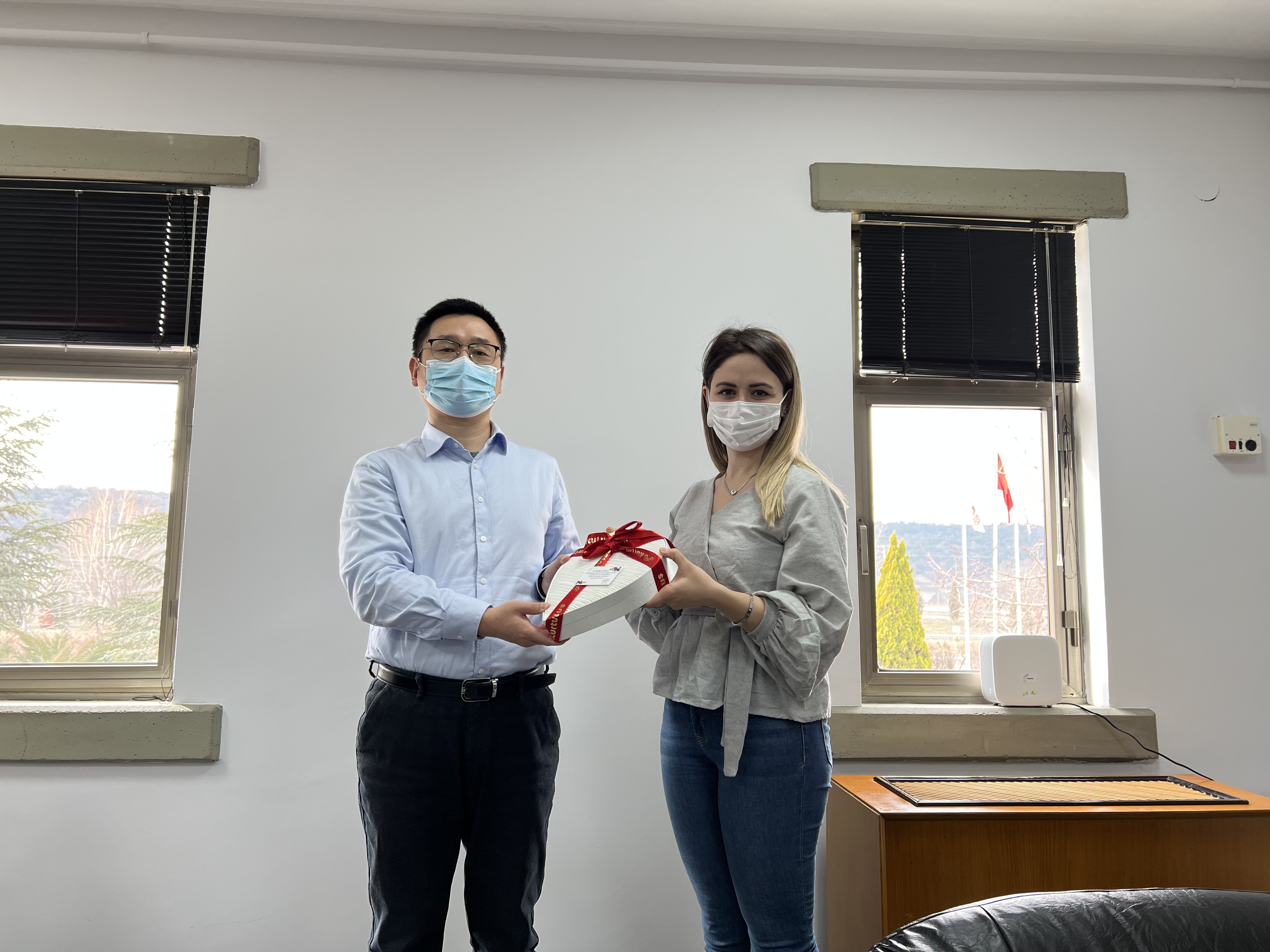 ΰ�¹���(victor1946)�ٷ���վ-Officials Website