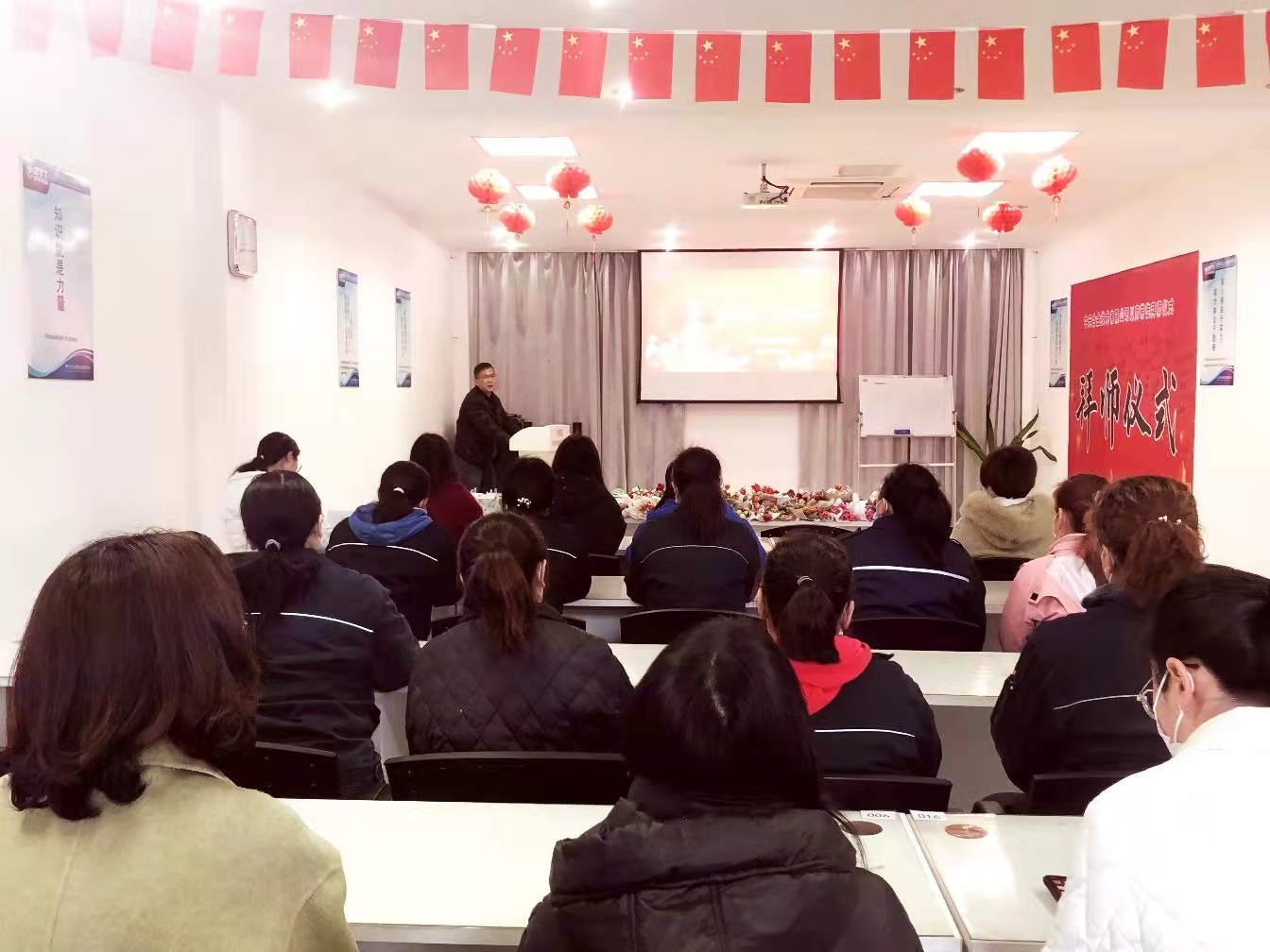 ΰ�¹���(victor1946)�ٷ���վ-Officials Website