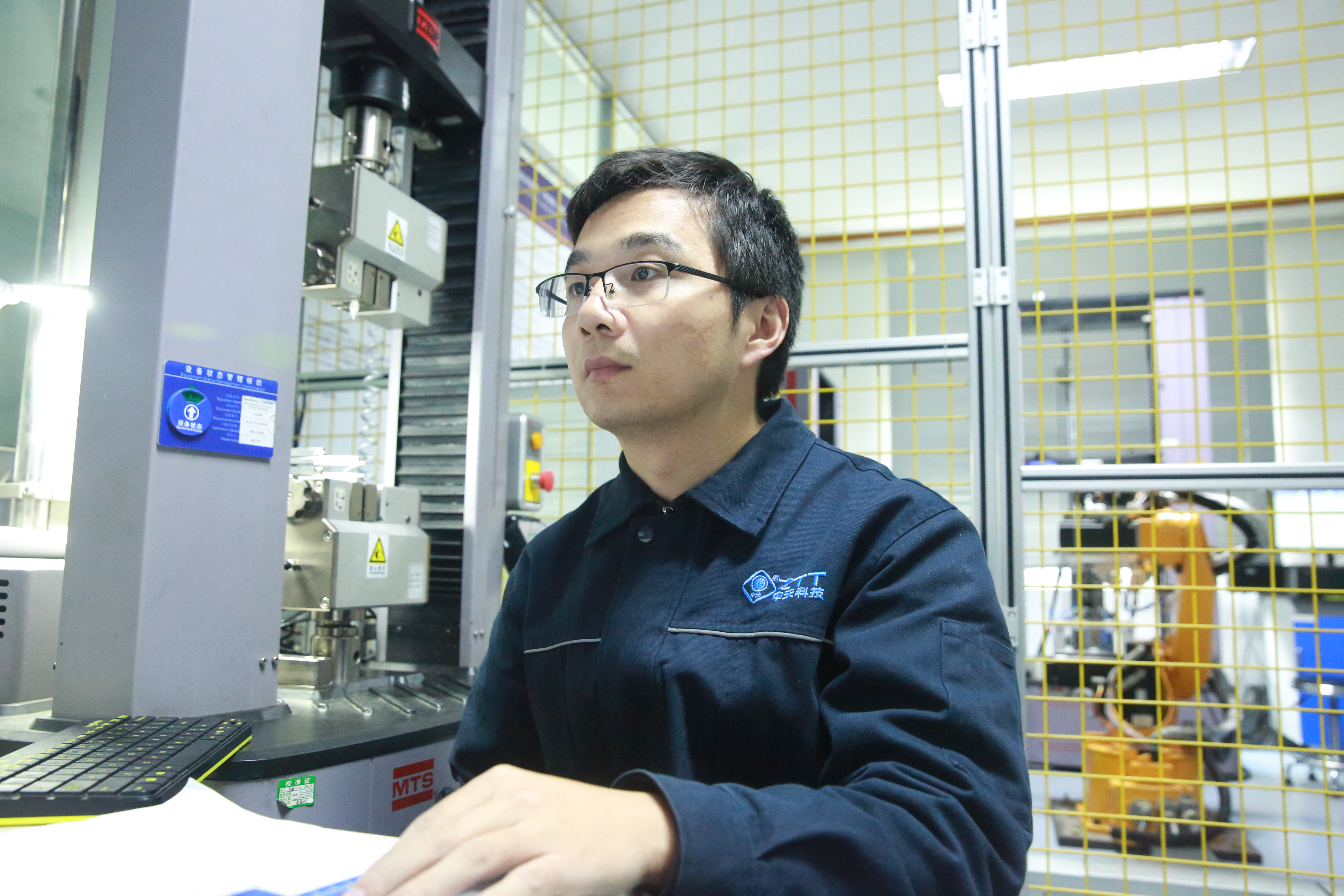 ΰ�¹���(victor1946)�ٷ���վ-Officials Website