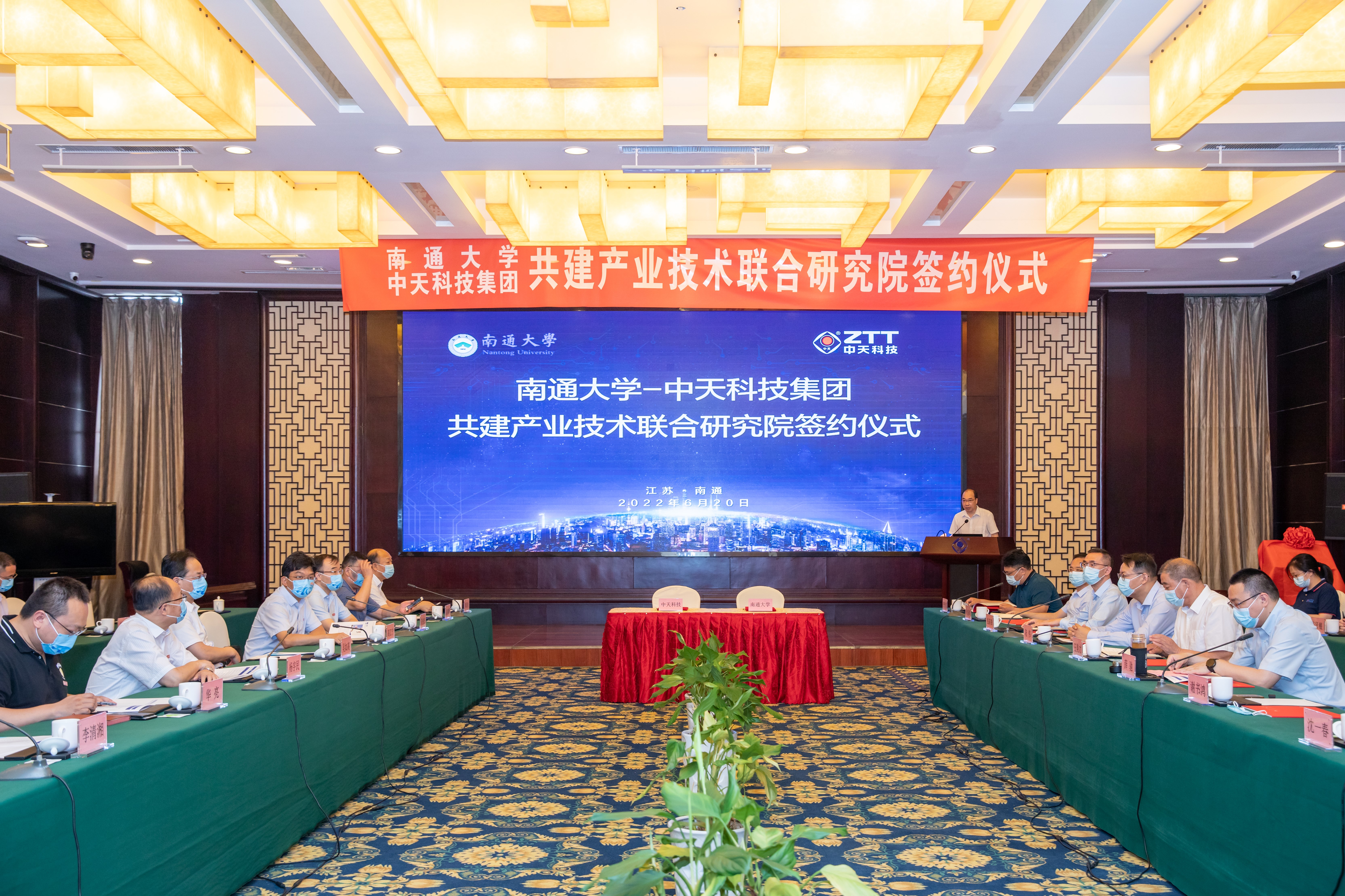 ΰ�¹���(victor1946)�ٷ���վ-Officials Website