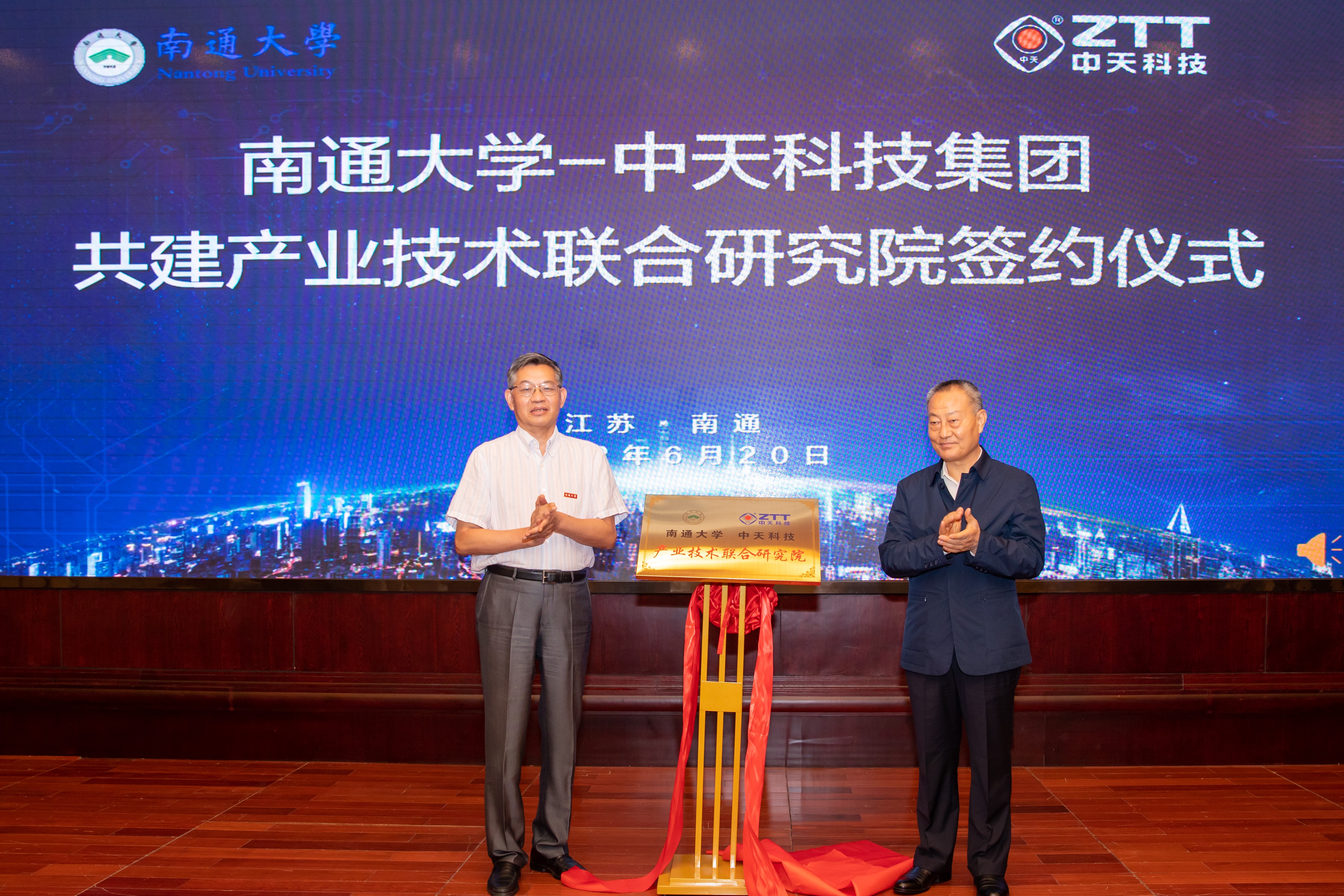 ΰ�¹���(victor1946)�ٷ���վ-Officials Website