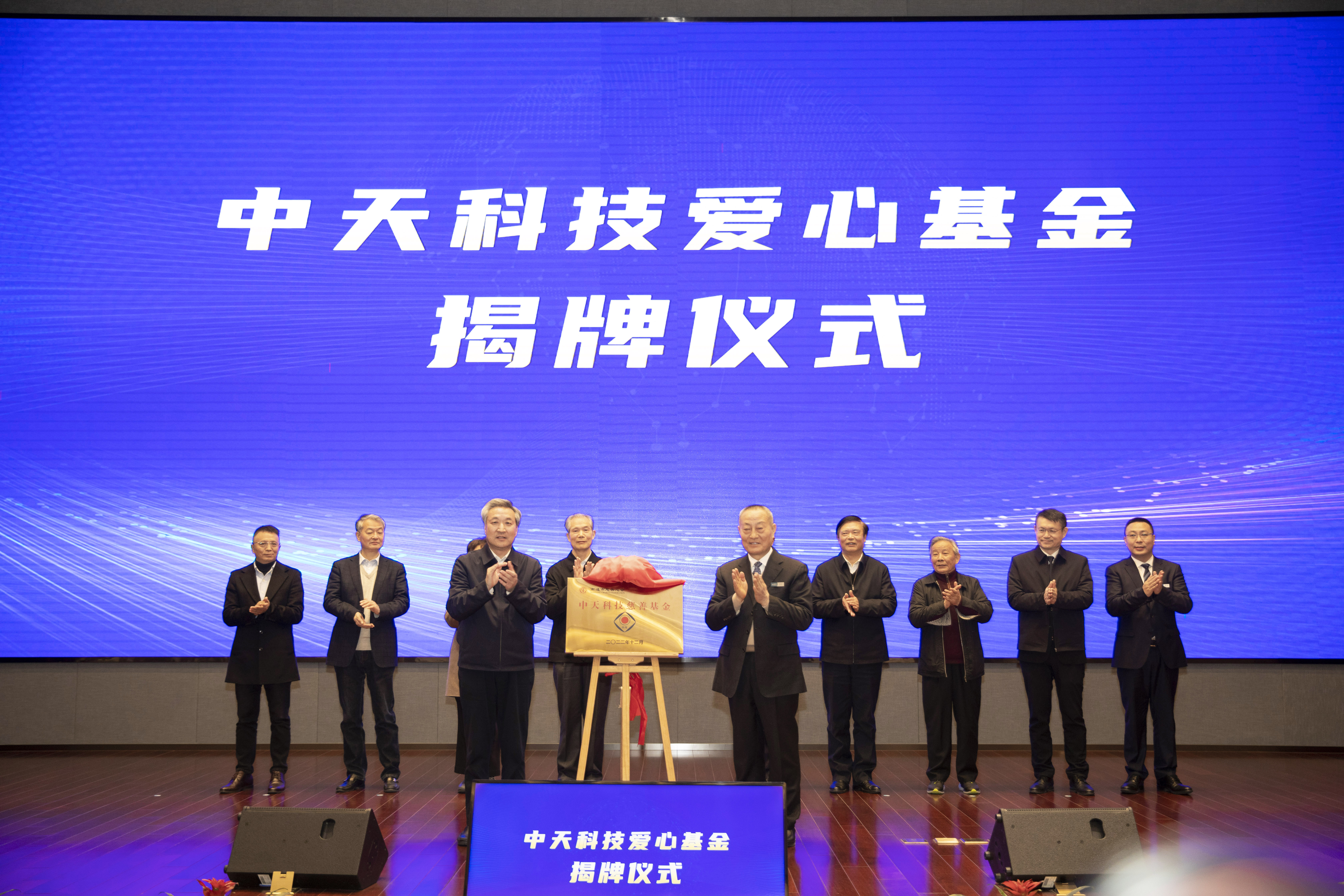 ΰ�¹���(victor1946)�ٷ���վ-Officials Website