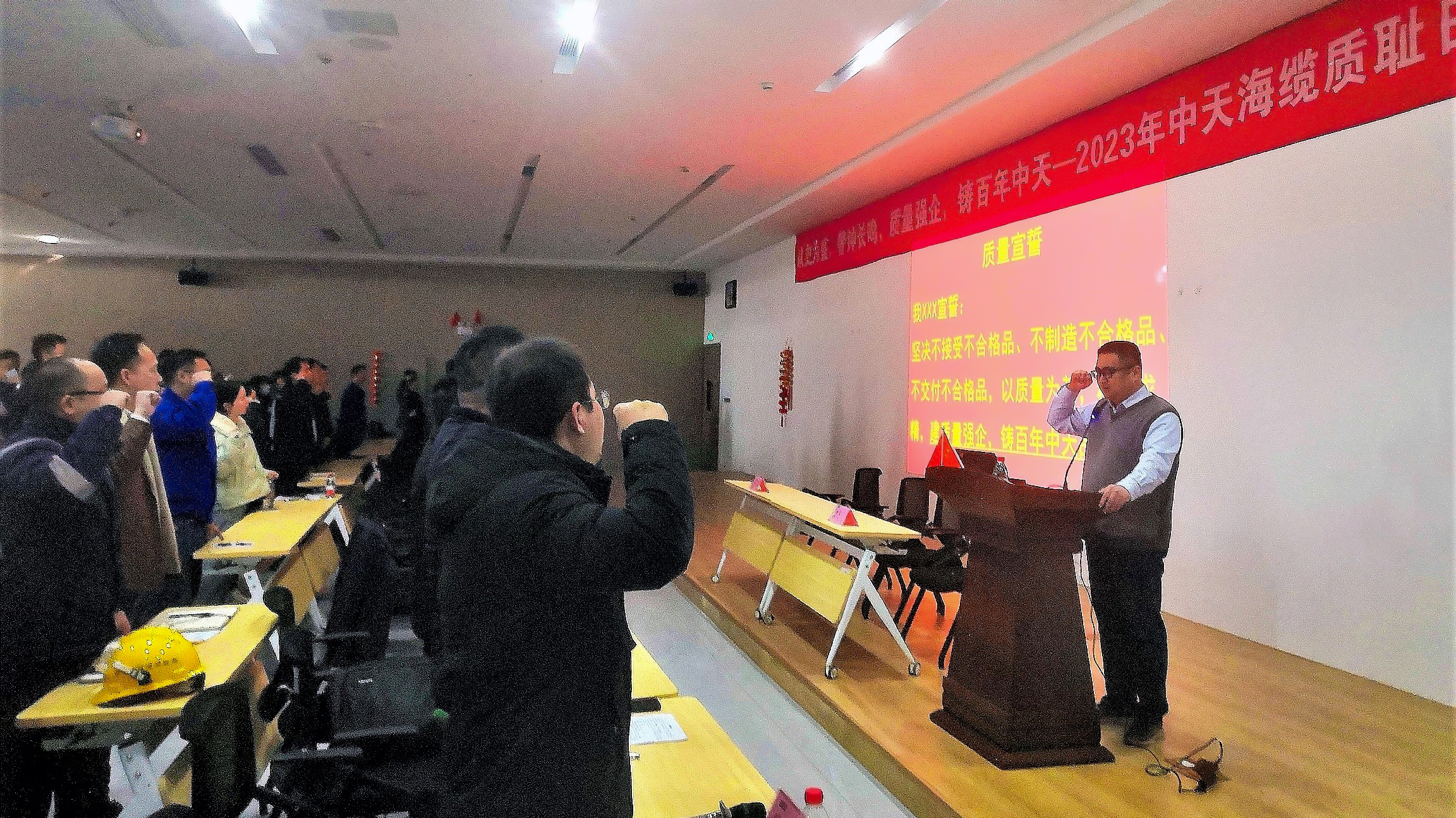 ΰ�¹���(victor1946)�ٷ���վ-Officials Website