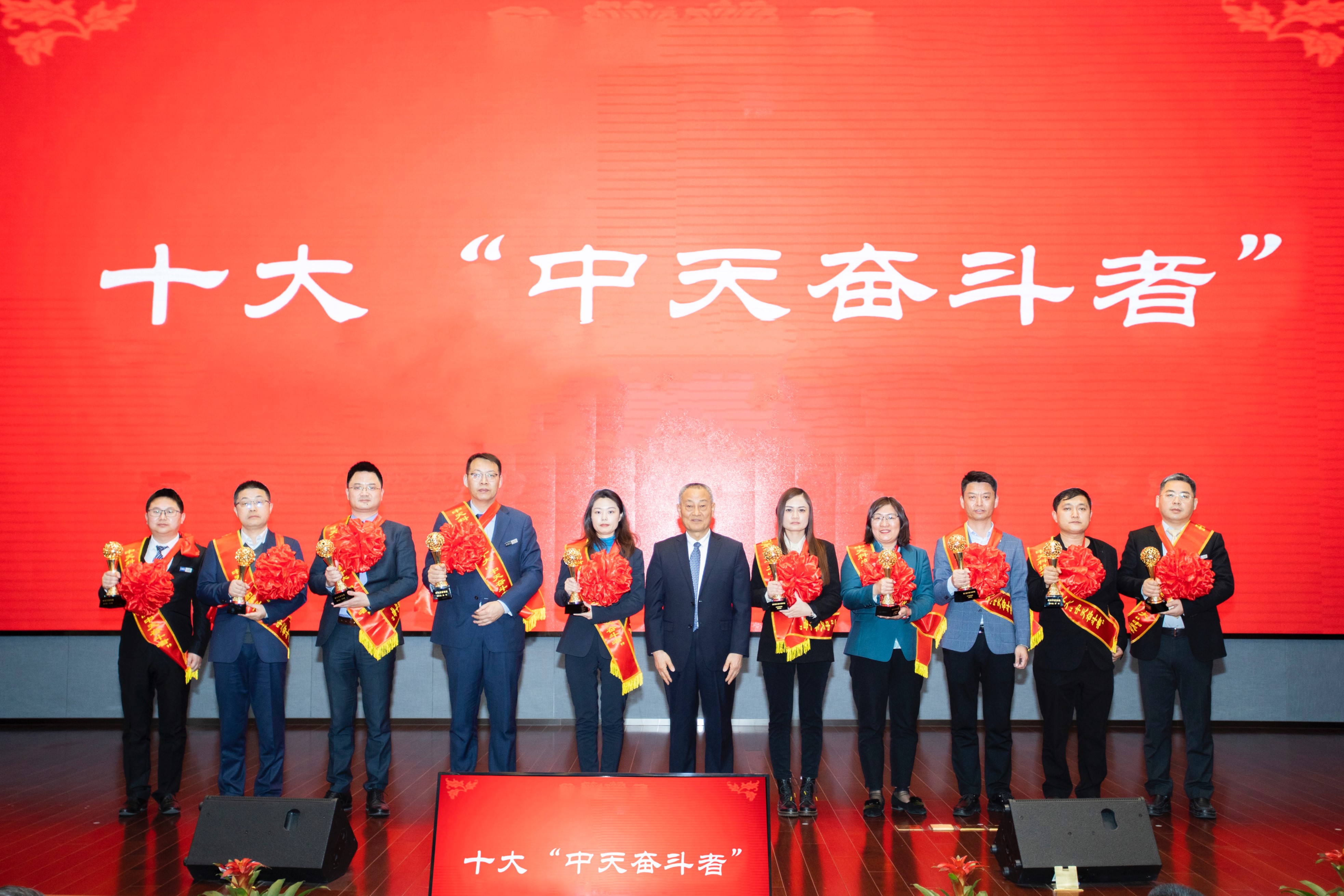 ΰ�¹���(victor1946)�ٷ���վ-Officials Website