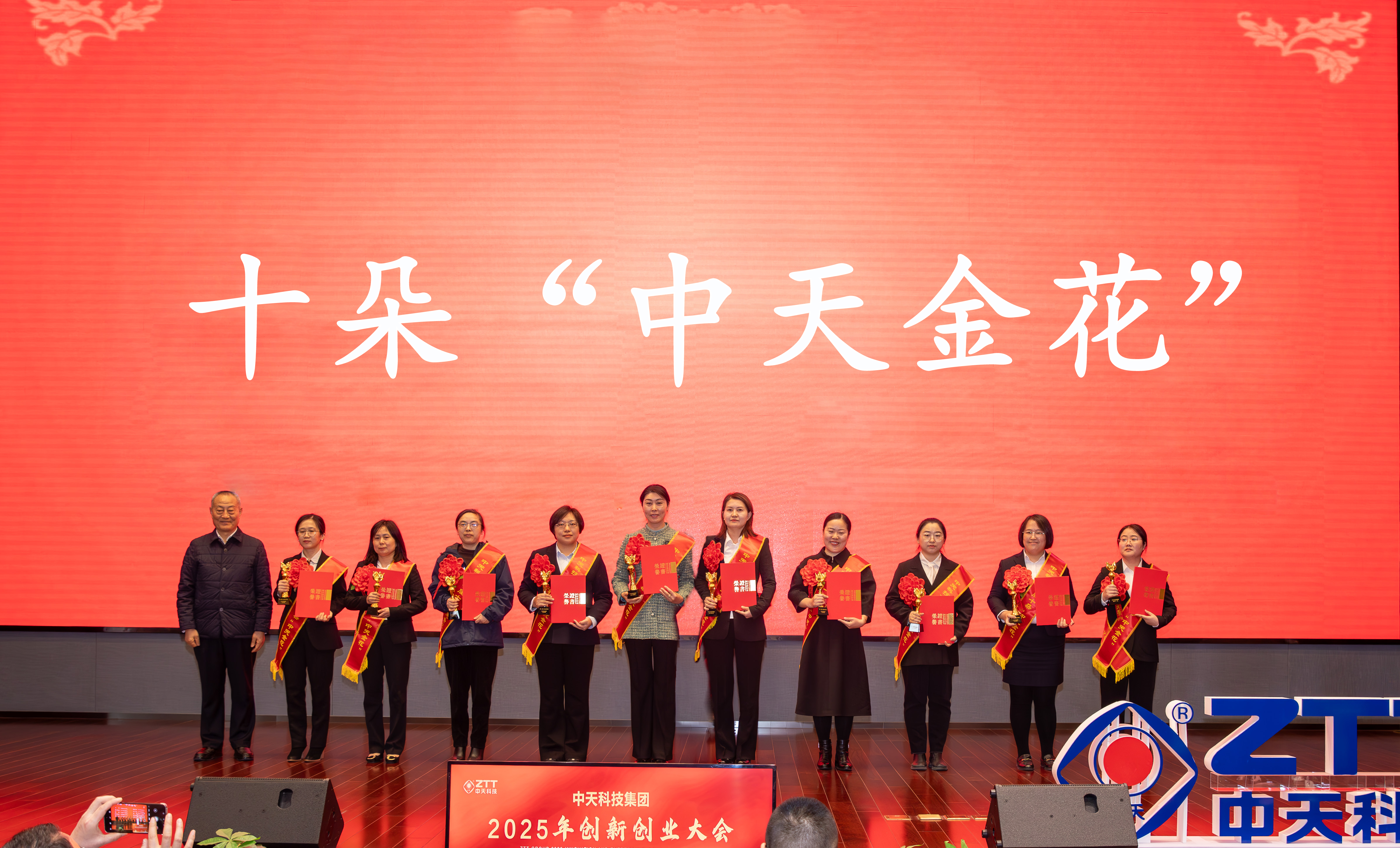 ΰ�¹���(victor1946)�ٷ���վ-Officials Website