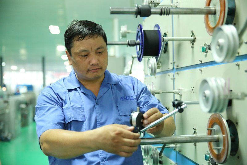 ΰ�¹���(victor1946)�ٷ���վ-Officials Website