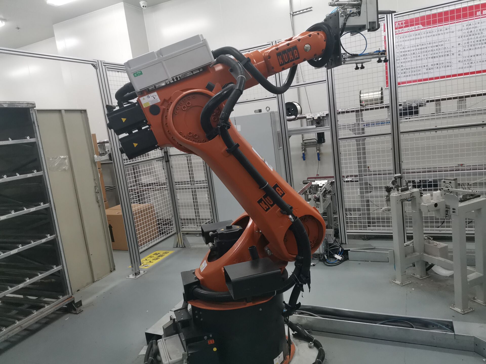 ΰ�¹���(victor1946)�ٷ���վ-Officials Website